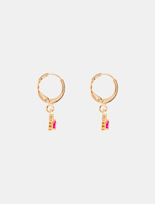 ARETES HUGGIES EN CHAPA DE ORO DORADOS LISOS CON COLGANTES DE CANGREJITO DE PIEDRA ROJA - MICHELLE ACCESORIOS