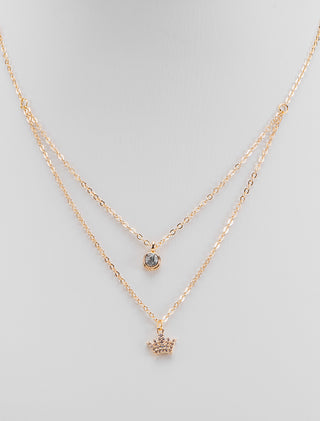 COLLAER EN CHAPA DE ORO COLOR DORADO CON DOBLE DIJE DE PIEDRA Y CORONA CON CRISTAL - MICHELLE ACCESORIOS