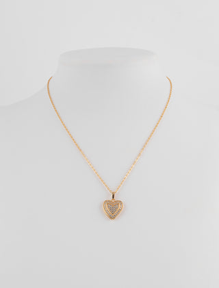 JUEGO DE ACCESORIOS EN CHAPA DE ORO COLOR DORADO DE LA COLECCIÓN EL ARTE DE SER MAMÁ CON COLLAR DE DIJE Y  ARETES DE CORAZÓN CON DETALLES DE PEDRERÍA DE ZIRCONIA - MICHELLE ACCESORIOS