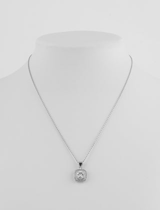 SET EN CHAPA DE ORO COLOR PLATA DE A COLECCIÓN EL ARTE DE SER MAMÁ DE ARETES TIPO BROQUEL CUADRADOS Y COLLAR CON DIJE CUADRADO CON PIEDRA BLANCA PEDRERÍA DE ZIRCONIA CON CAJA DE REGALO - MICHELLE ACCESORIOS