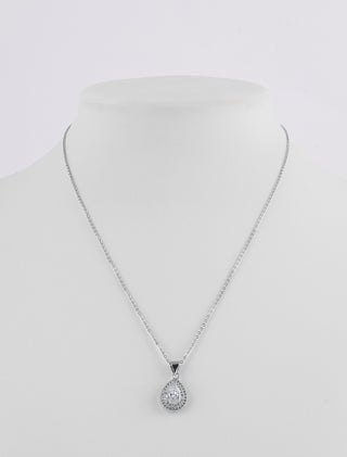 SET EN CHAPA DE ORO COLOR PLATA DE LA COLECCIÓN EL ARTE DE SER MAMÁ DE ARETES TIPO BROQUEL Y COLLAR CON DIJE DE GOTA CON PIEDRA DE ZIRCONIA INCLUYE CAJA DE REGALO PARA MAMÁ - MICHELLE ACCESORIOS