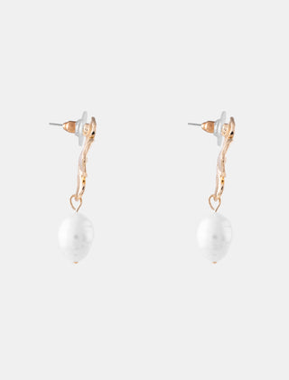 ARETES DE BISUTERÍA TIPO BROQUEL EN FORMA DE FLOR DORADA CON PIEDRA COLGANTE TIPO PERLA - MICHELLE ACCESORIOS