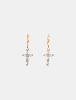 ARETES HUGGIES EN CHAPA DE ORO CON COLGANTE EN FORMA DE CRUZ DETALLADO CON PIEDRAS DE ZIRCONIA - MICHELLE ACCESORIOS