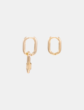 ARETES HUGGIES EN CHAPA DE ORO DORADOS LISOS IMPAR ARETE UNO HUGGIES OVALADO Y ARETE DOS CON HUGGIE CON COLGANTE DE OVALO CON COLORES - MICHELLE ACCESORIOS
