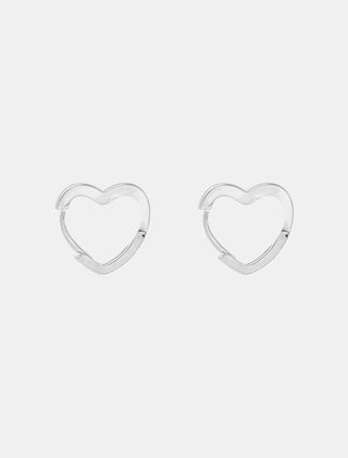 ARETES HUGGIES EN CHAPA DE ORO PLATEADOS LISOS CON FORMA DE CORAZÓN - MICHELLE ACCESORIOS