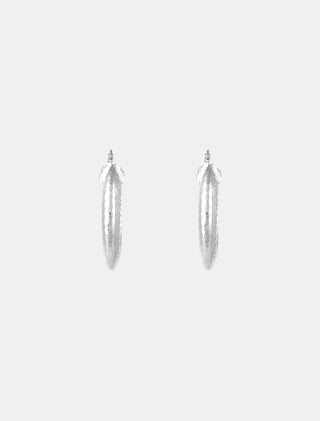 ARETES TIPO ARRACADA CHAPA DE ORO PLATEADOS EN FORMA DE ARO OVALADO MARTILLADOS - MICHELLE ACCESORIOS