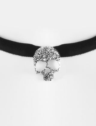 CHOKER COLECCIÓN HALLOWEEN DE CINTA DE TERCIOPELO NEGRO CON DIJE DE CALACA PERFECTO PARA OUTFIT PARA HALLOWEEN - MICHELLE ACCESORIOS