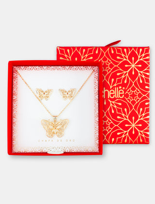 JUEGO DE ACCESORIOS EN CHAPA DE ORO DE COLLAR CON DIJE DE MARIPOSA Y ARETES BROQUEL DE MARIPOSAS CON DETALLE DE PEDRERÍA CON CAJA DE REGALO NAVIDEÑA - MICHELLE ACCESORIOS