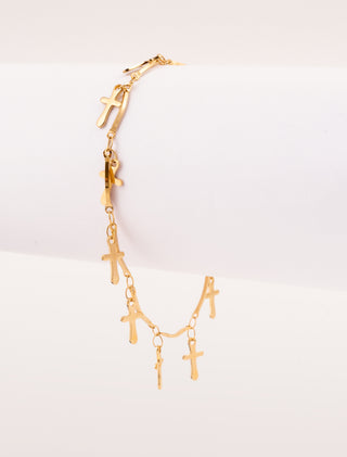 PULSERA DE ACERO INOXIDABLE CONTRA AGUA EN COLOR DORADO CON DIJES DE CRUZ COLGANTES - MICHELLE ACCESORIOS